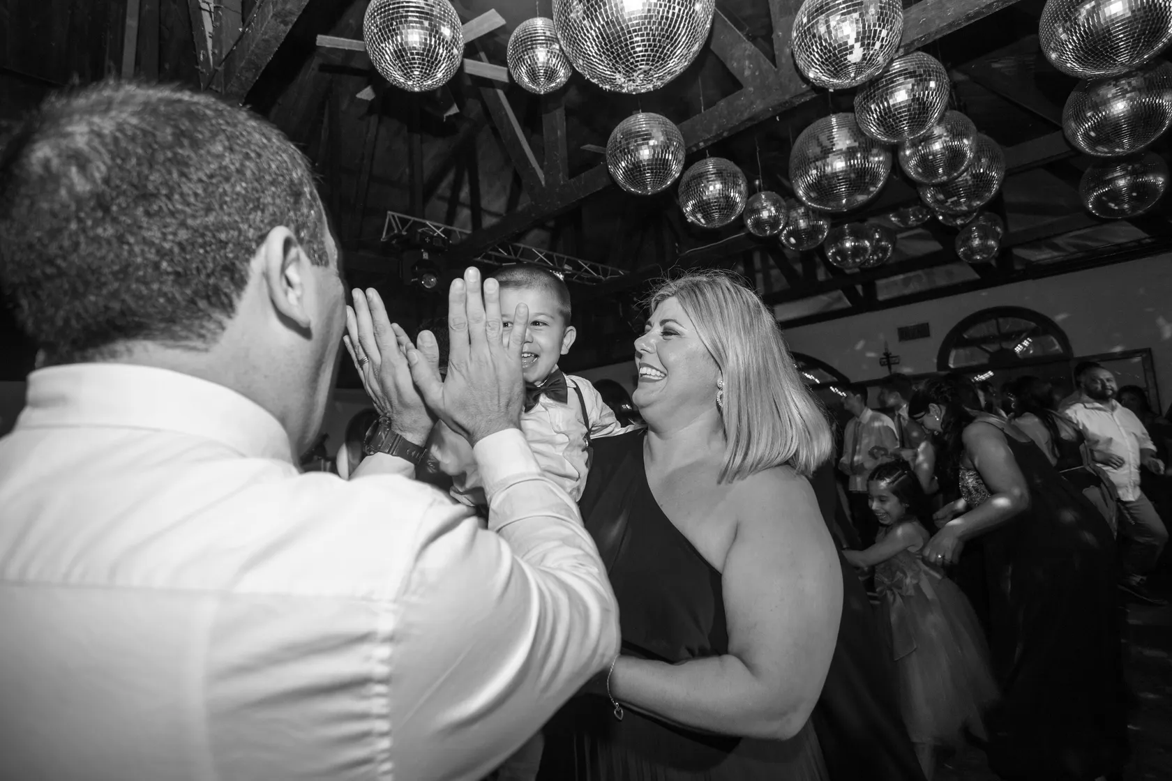 Mauricia y Santiago – Fiesta 711